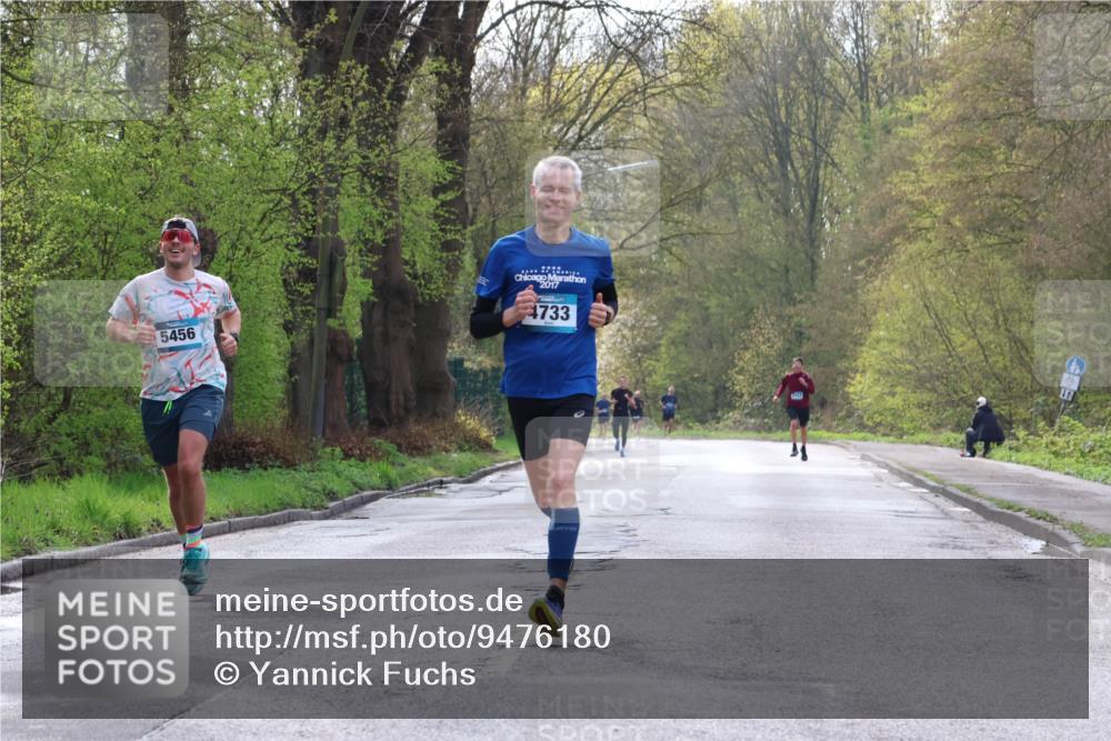 12.04.2026 - 45. Internationalen Wilhelmsburger Insellauf Yannick Fuchs http://msf.ph/oto/9476180 12.04.2026 10:10:09 Laufen 5456, 2017, 4733 meine-sportfotos.de