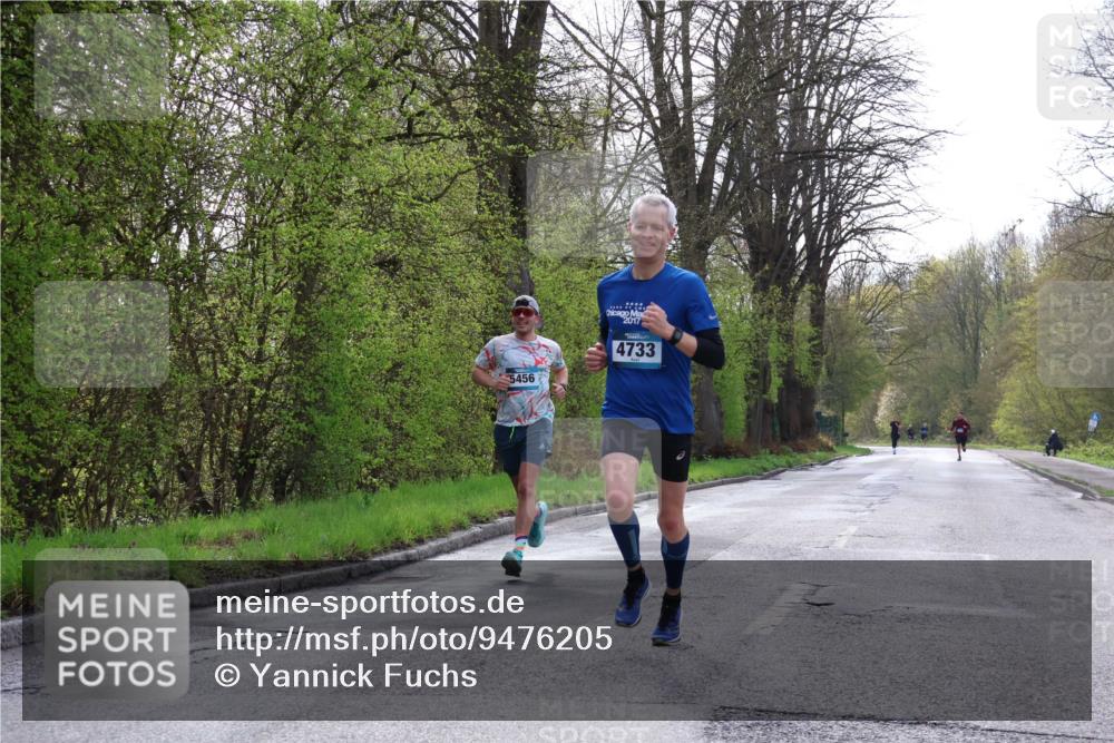 12.04.2026 - 45. Internationalen Wilhelmsburger Insellauf Yannick Fuchs http://msf.ph/oto/9476205 12.04.2026 10:10:12 Laufen 5456, 2017, 4733 meine-sportfotos.de