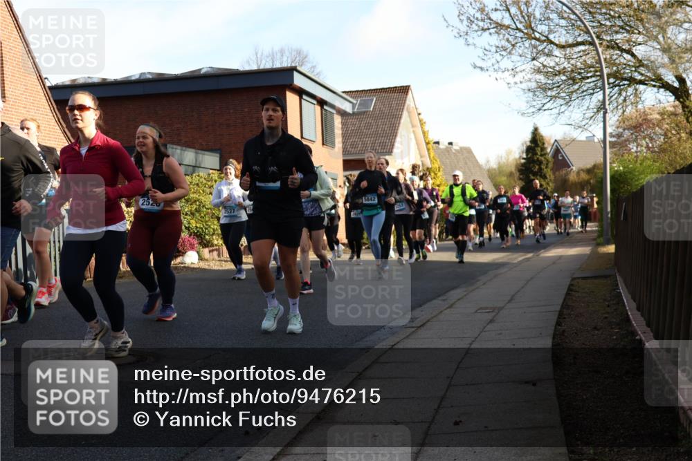 12.04.2026 - 45. Internationalen Wilhelmsburger Insellauf Yannick Fuchs http://msf.ph/oto/9476215 12.04.2026 09:02:58 Laufen 25, 2527, 5842, 1253 meine-sportfotos.de