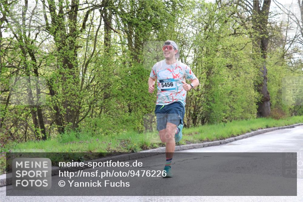 12.04.2026 - 45. Internationalen Wilhelmsburger Insellauf Yannick Fuchs http://msf.ph/oto/9476226 12.04.2026 10:10:13 Laufen 5456 meine-sportfotos.de