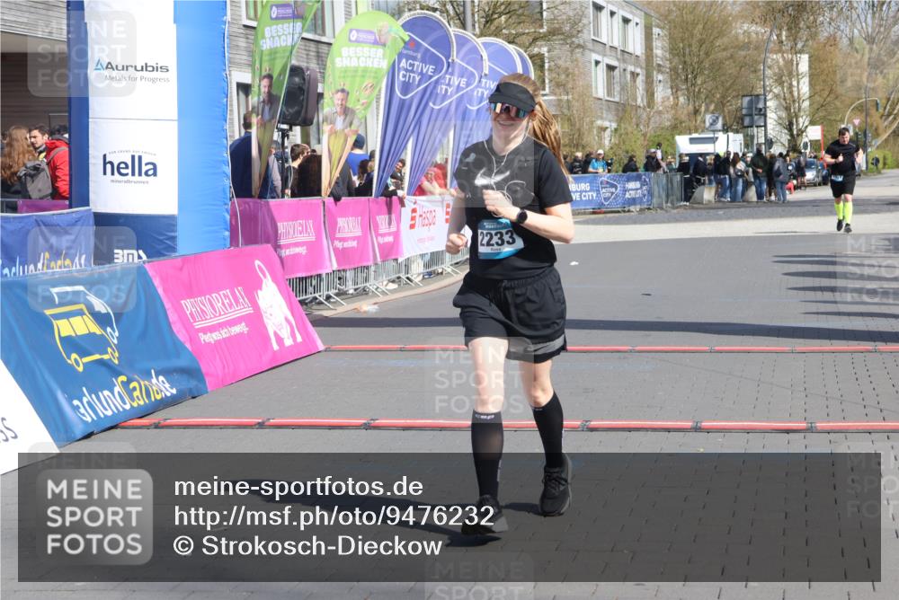 12.04.2026 - 45. Internationalen Wilhelmsburger Insellauf Strokosch-Dieckow http://msf.ph/oto/9476232 12.04.2026 11:33:49 Ziel 2233 meine-sportfotos.de