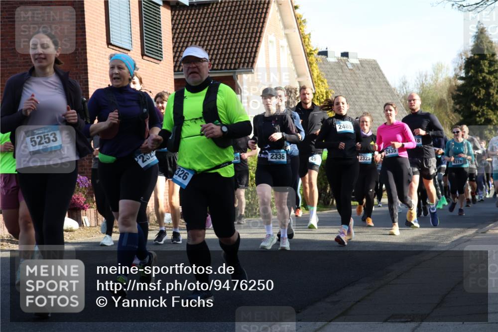 12.04.2026 - 45. Internationalen Wilhelmsburger Insellauf Yannick Fuchs http://msf.ph/oto/9476250 12.04.2026 09:03:01 Laufen 5253, 232, 326, 2489, 26, 2336, 2435, 49, 2321, 18, 4371 meine-sportfotos.de
