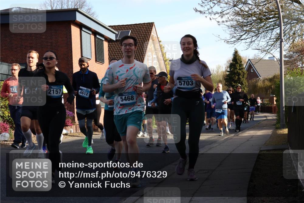 12.04.2026 - 45. Internationalen Wilhelmsburger Insellauf Yannick Fuchs http://msf.ph/oto/9476329 12.04.2026 09:03:08 Laufen 223, 2157, 4612, 4612, 5468, 5703, 5816, 5948 meine-sportfotos.de