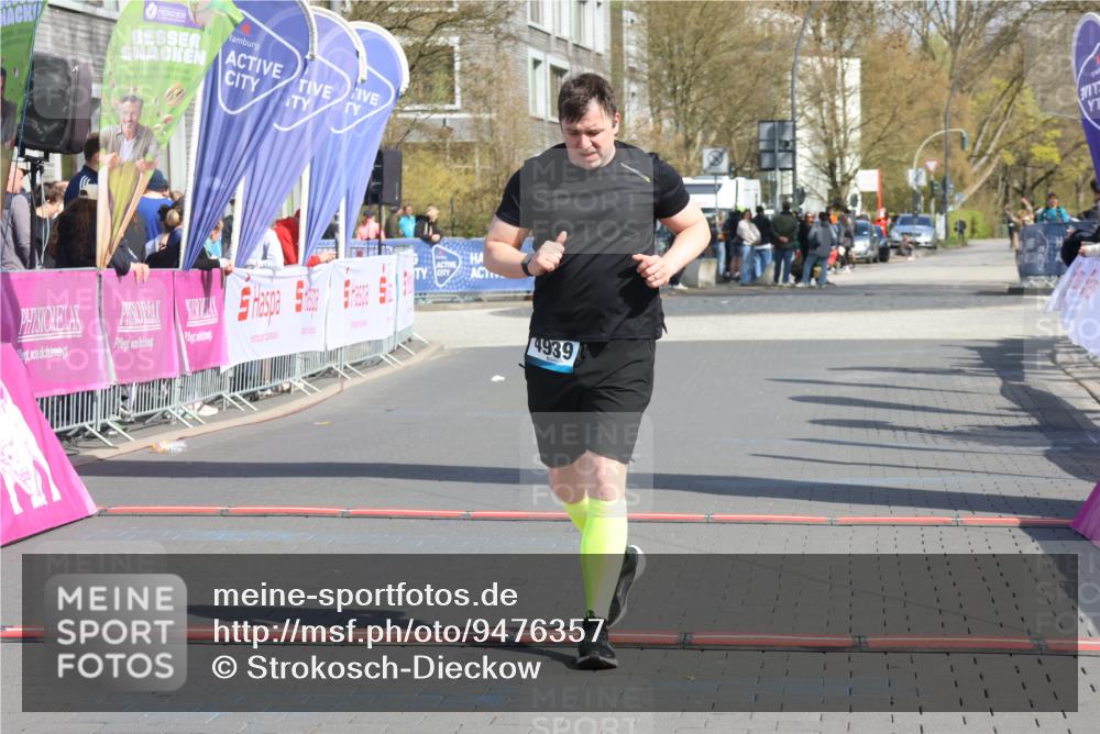 12.04.2026 - 45. Internationalen Wilhelmsburger Insellauf Strokosch-Dieckow http://msf.ph/oto/9476357 12.04.2026 11:34:02 Ziel 4939 meine-sportfotos.de