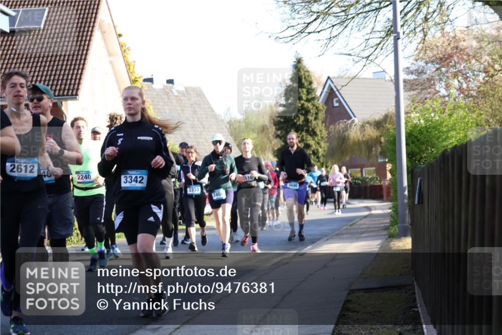 12.04.2026 - 45. Internationalen Wilhelmsburger Insellauf Yannick Fuchs http://msf.ph/oto/9476381 12.04.2026 09:03:15 Laufen 2612, 2240, 3342, 610, 3333, 3690, 2404 meine-sportfotos.de