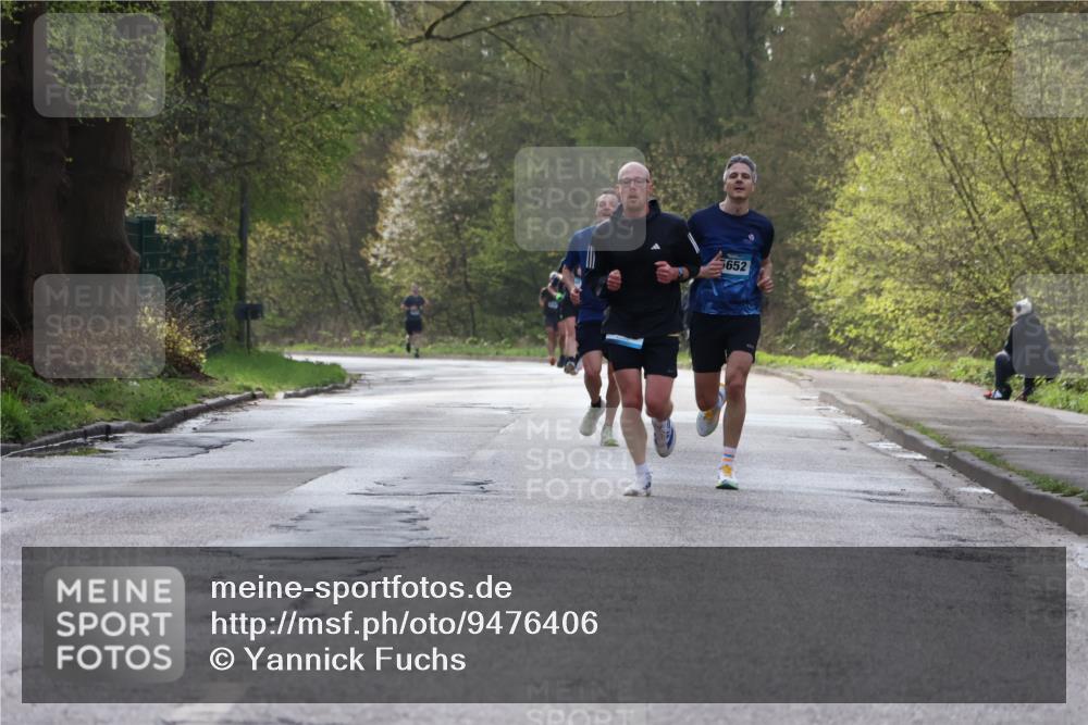 12.04.2026 - 45. Internationalen Wilhelmsburger Insellauf Yannick Fuchs http://msf.ph/oto/9476406 12.04.2026 10:10:37 Laufen 5652 meine-sportfotos.de