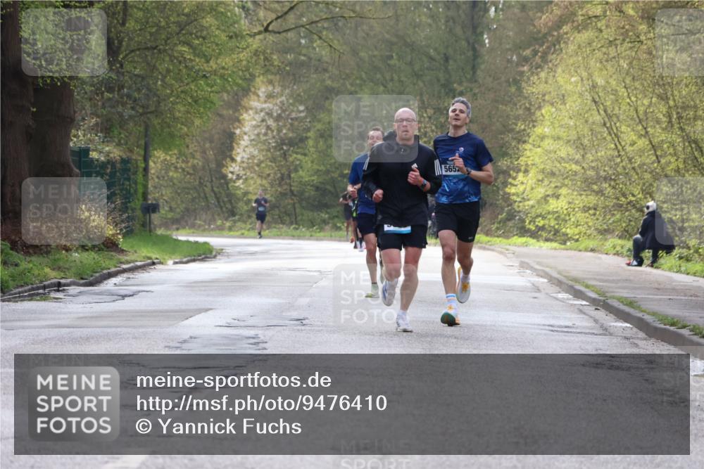 12.04.2026 - 45. Internationalen Wilhelmsburger Insellauf Yannick Fuchs http://msf.ph/oto/9476410 12.04.2026 10:10:37 Laufen 5652 meine-sportfotos.de