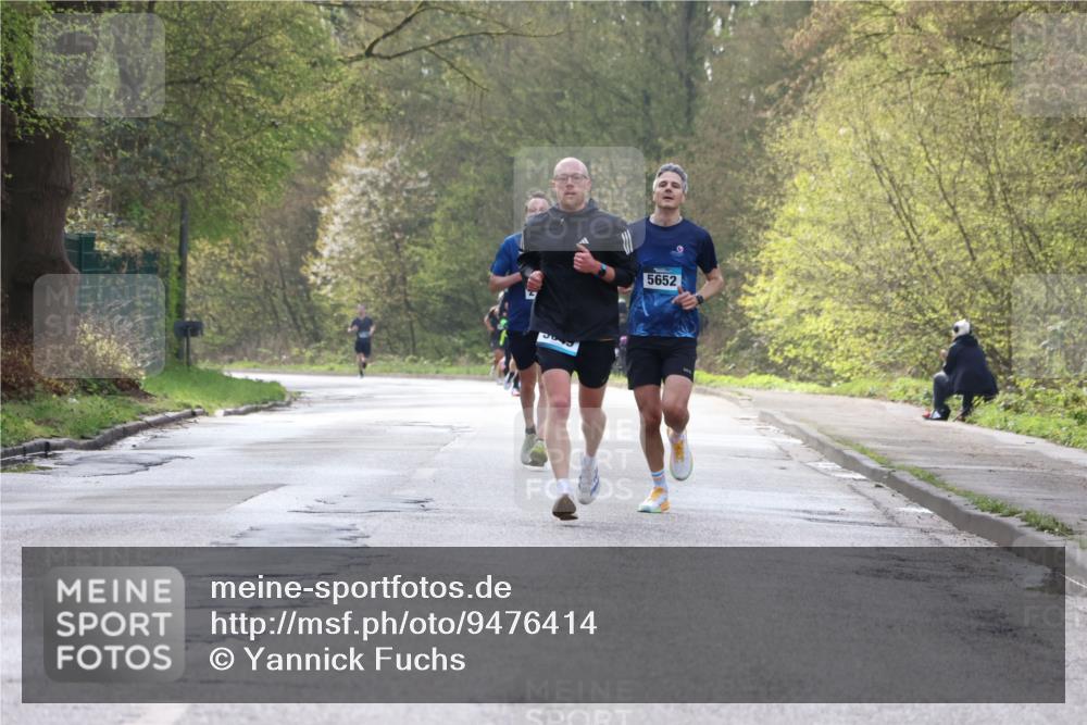 12.04.2026 - 45. Internationalen Wilhelmsburger Insellauf Yannick Fuchs http://msf.ph/oto/9476414 12.04.2026 10:10:37 Laufen 5652 meine-sportfotos.de
