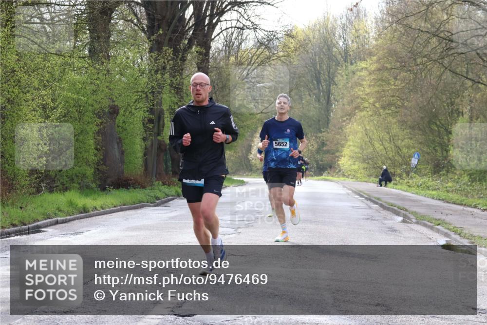 12.04.2026 - 45. Internationalen Wilhelmsburger Insellauf Yannick Fuchs http://msf.ph/oto/9476469 12.04.2026 10:10:42 Laufen 5652 meine-sportfotos.de