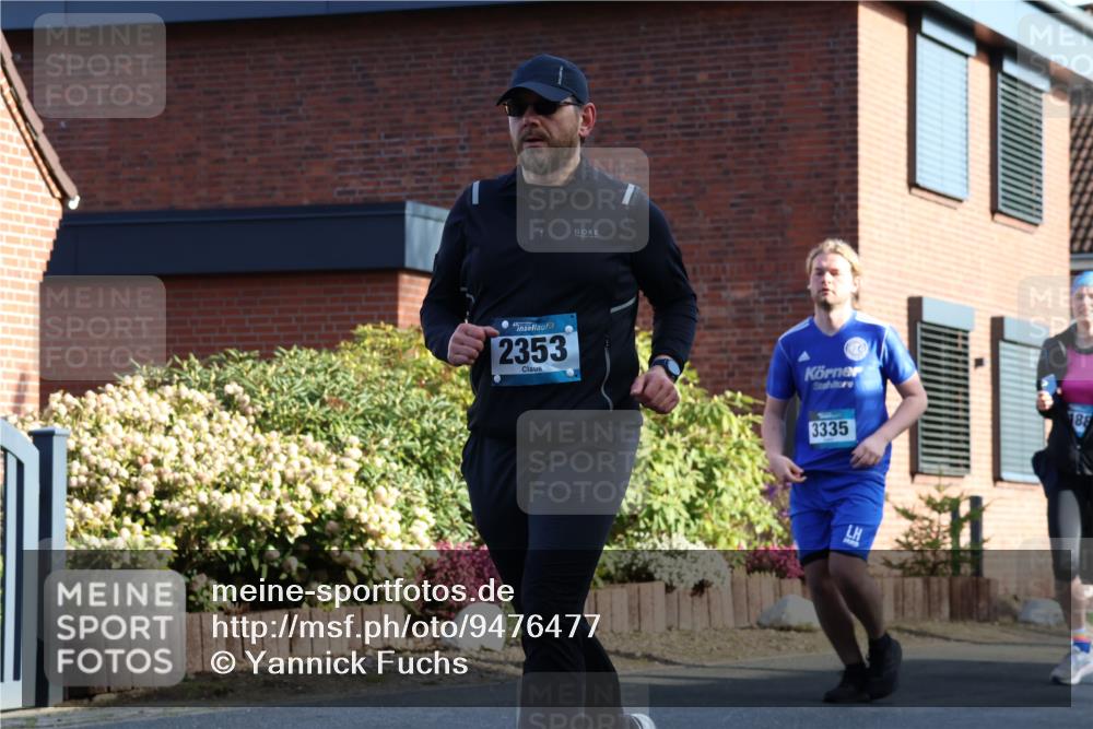 12.04.2026 - 45. Internationalen Wilhelmsburger Insellauf Yannick Fuchs http://msf.ph/oto/9476477 12.04.2026 09:03:25 Laufen 45, 2353, 3335, 188 meine-sportfotos.de