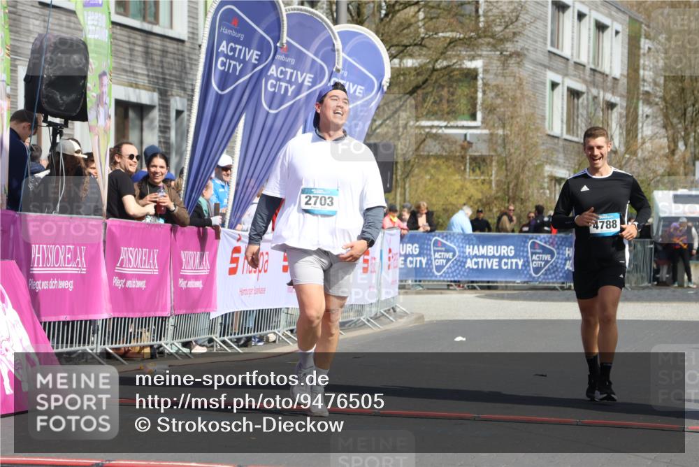 12.04.2026 - 45. Internationalen Wilhelmsburger Insellauf Strokosch-Dieckow http://msf.ph/oto/9476505 12.04.2026 11:35:19 Ziel 3371, 2703, 4788 meine-sportfotos.de