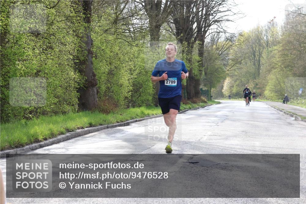 12.04.2026 - 45. Internationalen Wilhelmsburger Insellauf Yannick Fuchs http://msf.ph/oto/9476528 12.04.2026 10:10:46 Laufen 2789 meine-sportfotos.de