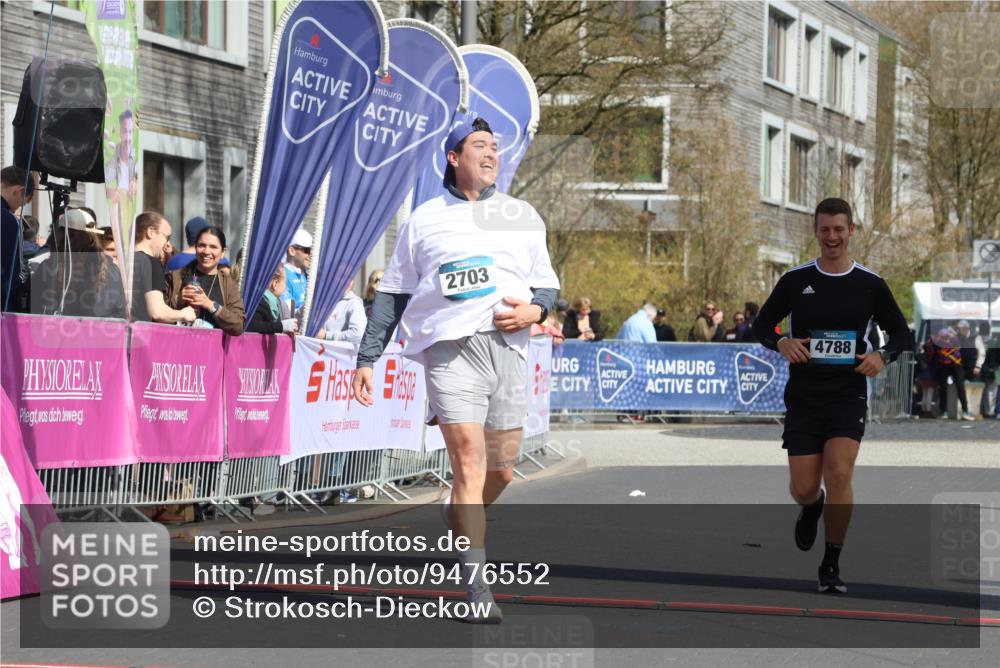 12.04.2026 - 45. Internationalen Wilhelmsburger Insellauf Strokosch-Dieckow http://msf.ph/oto/9476552 12.04.2026 11:35:20 Ziel 3371, 2703, 4788 meine-sportfotos.de