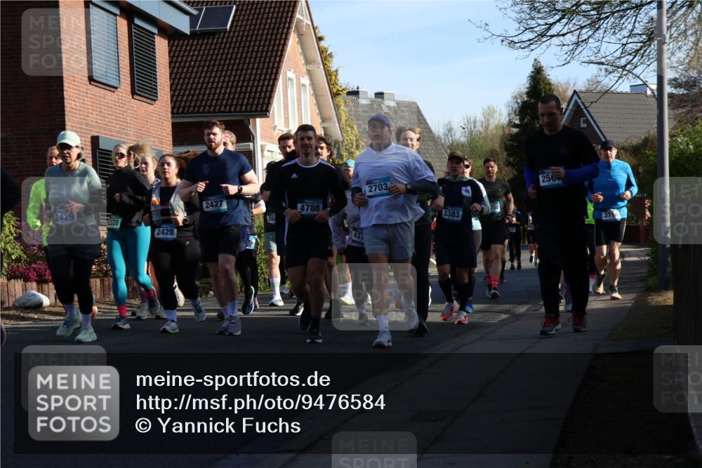12.04.2026 - 45. Internationalen Wilhelmsburger Insellauf Yannick Fuchs http://msf.ph/oto/9476584 12.04.2026 09:03:39 Laufen 2429, 2320, 2428, 2427, 26, 4788, 2703, 437, 3383, 256, 371 meine-sportfotos.de