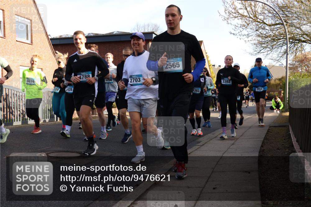 12.04.2026 - 45. Internationalen Wilhelmsburger Insellauf Yannick Fuchs http://msf.ph/oto/9476621 12.04.2026 09:03:43 Laufen 5616, 2320, 2428, 4788, 3096, 2703, 2565, 383, 3382, 3714 meine-sportfotos.de