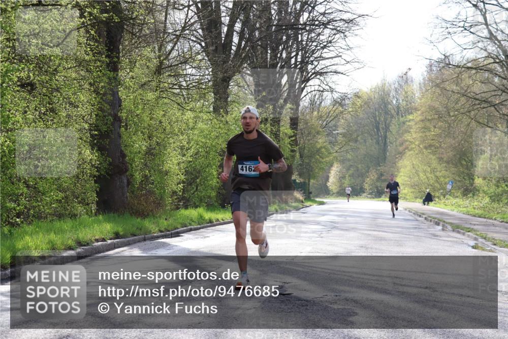 12.04.2026 - 45. Internationalen Wilhelmsburger Insellauf Yannick Fuchs http://msf.ph/oto/9476685 12.04.2026 10:11:09 Laufen 4162 meine-sportfotos.de