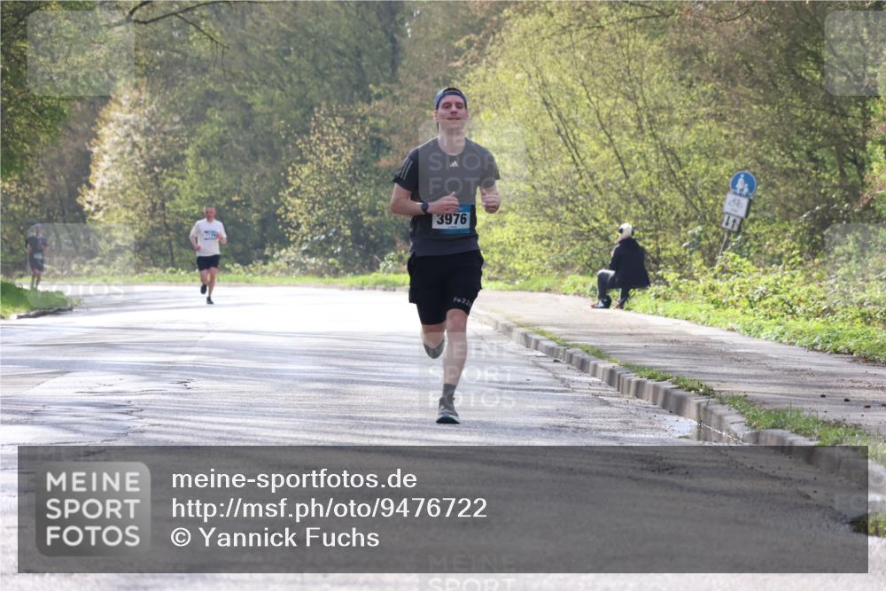 12.04.2026 - 45. Internationalen Wilhelmsburger Insellauf Yannick Fuchs http://msf.ph/oto/9476722 12.04.2026 10:11:12 Laufen 3976, 226 meine-sportfotos.de