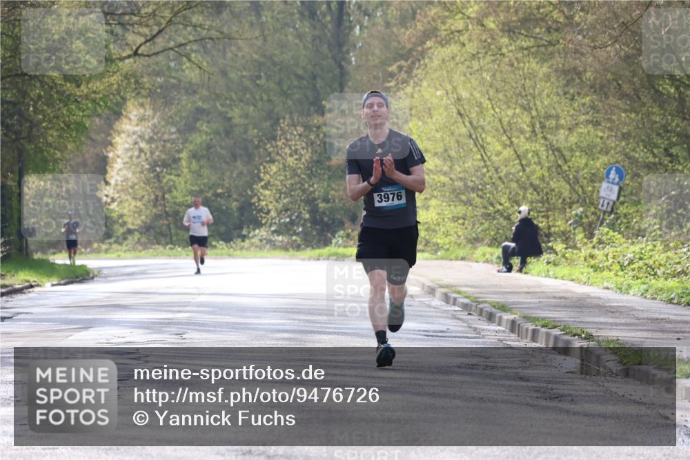 12.04.2026 - 45. Internationalen Wilhelmsburger Insellauf Yannick Fuchs http://msf.ph/oto/9476726 12.04.2026 10:11:12 Laufen 3976, 41, 22 meine-sportfotos.de