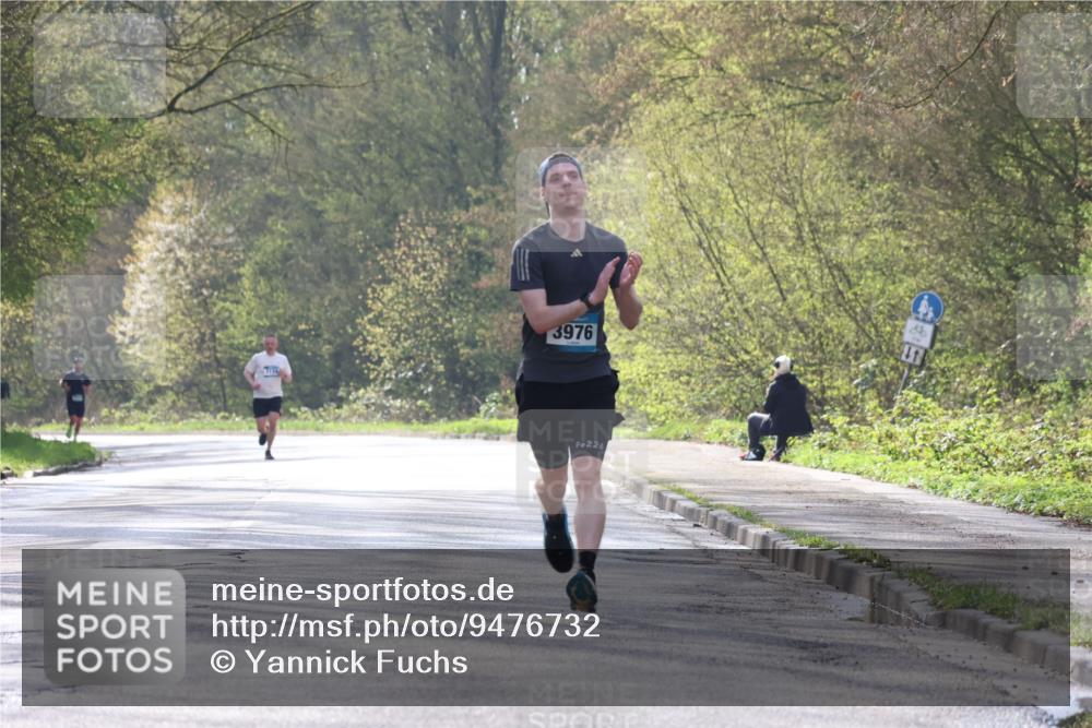 12.04.2026 - 45. Internationalen Wilhelmsburger Insellauf Yannick Fuchs http://msf.ph/oto/9476732 12.04.2026 10:11:13 Laufen 3976, 226 meine-sportfotos.de