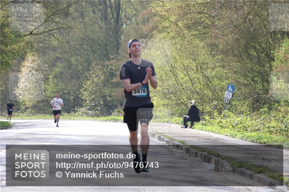 12.04.2026 - 45. Internationalen Wilhelmsburger Insellauf Yannick Fuchs http://msf.ph/oto/9476743 12.04.2026 10:11:13 Laufen 3134, 3976 meine-sportfotos.de