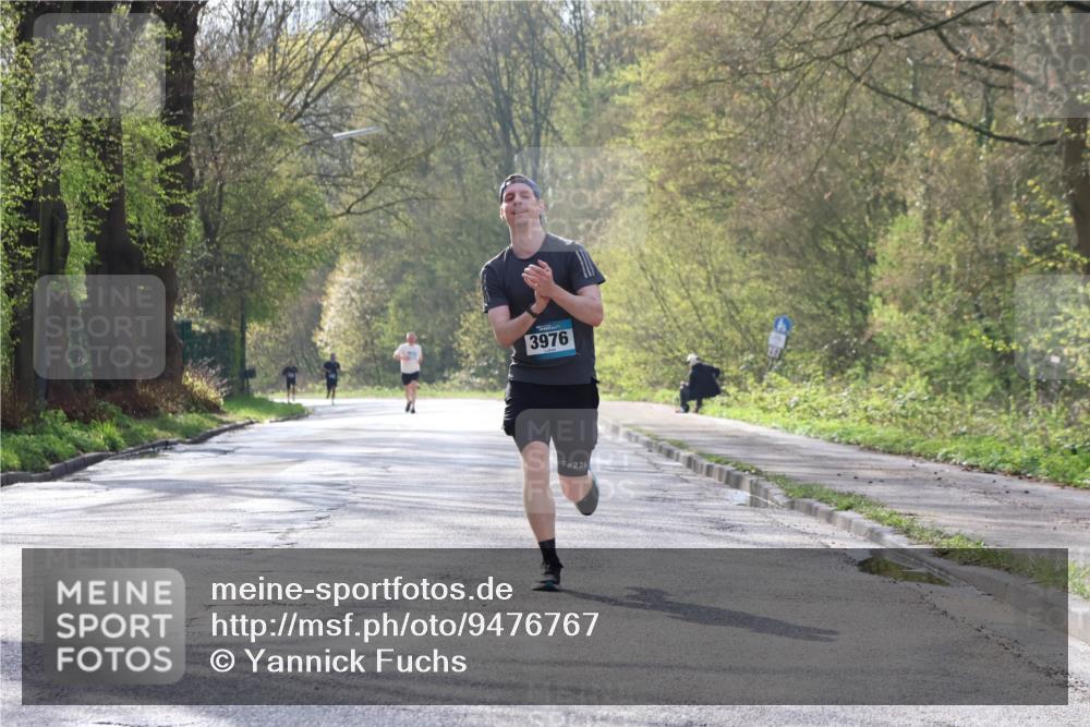 12.04.2026 - 45. Internationalen Wilhelmsburger Insellauf Yannick Fuchs http://msf.ph/oto/9476767 12.04.2026 10:11:15 Laufen 3976, 226 meine-sportfotos.de
