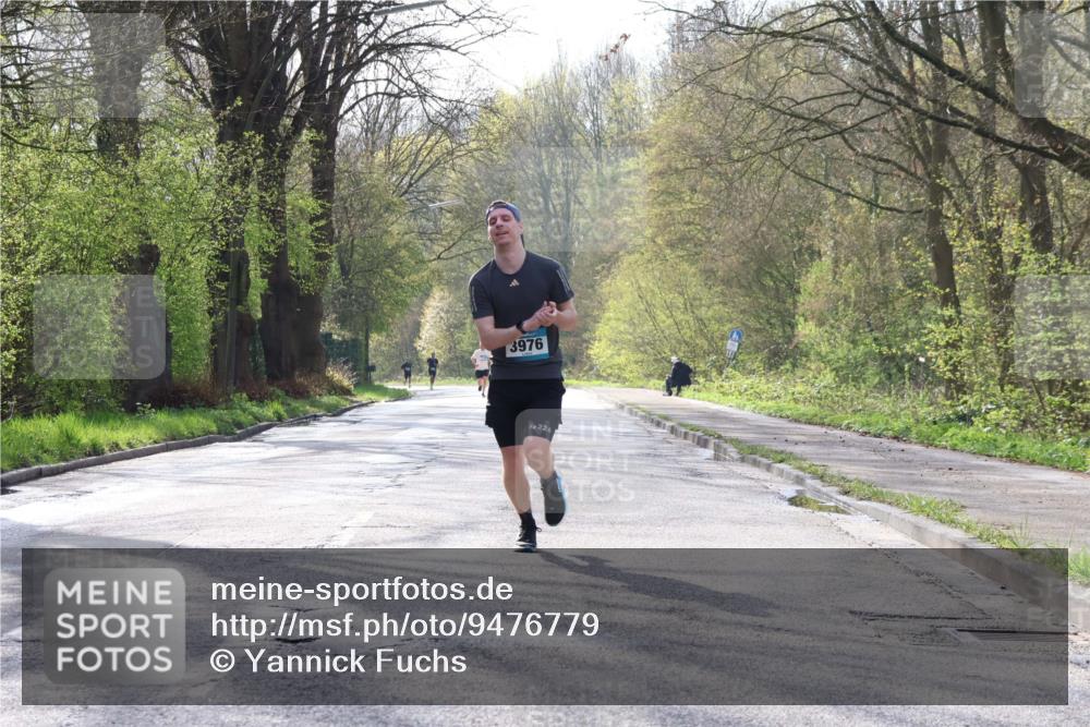 12.04.2026 - 45. Internationalen Wilhelmsburger Insellauf Yannick Fuchs http://msf.ph/oto/9476779 12.04.2026 10:11:16 Laufen 3976, 226 meine-sportfotos.de