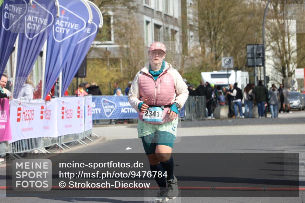 12.04.2026 - 45. Internationalen Wilhelmsburger Insellauf Strokosch-Dieckow http://msf.ph/oto/9476784 12.04.2026 11:35:56 Ziel 2341 meine-sportfotos.de