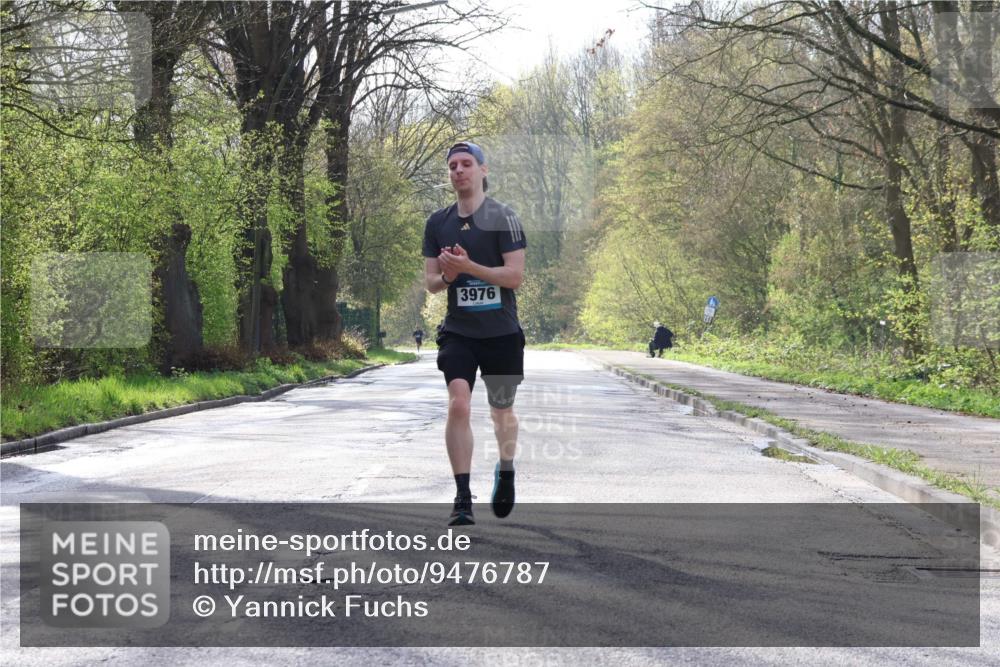 12.04.2026 - 45. Internationalen Wilhelmsburger Insellauf Yannick Fuchs http://msf.ph/oto/9476787 12.04.2026 10:11:16 Laufen 3976 meine-sportfotos.de
