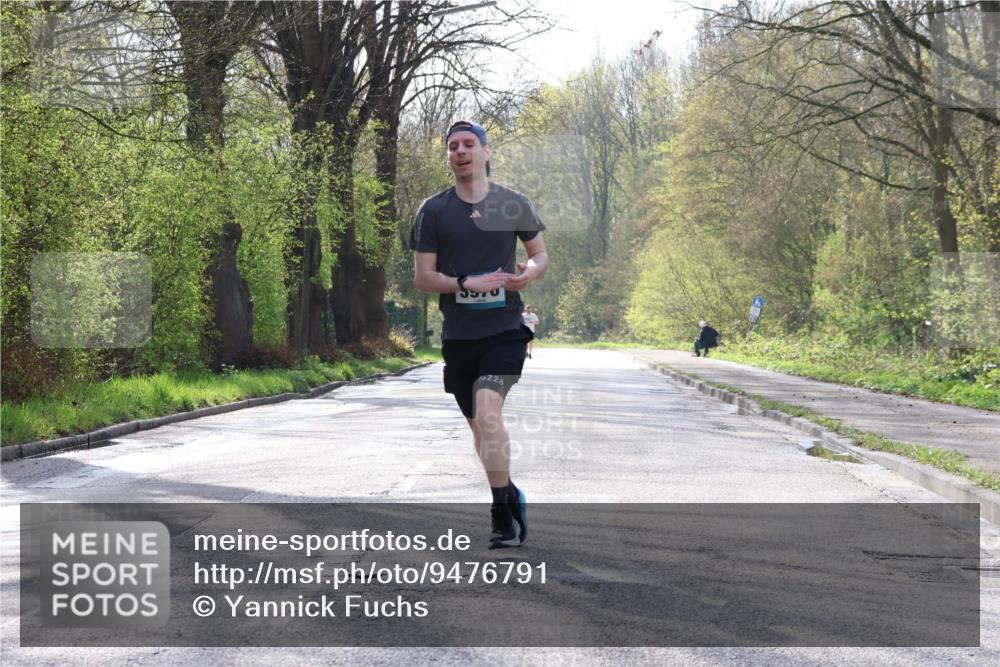 12.04.2026 - 45. Internationalen Wilhelmsburger Insellauf Yannick Fuchs http://msf.ph/oto/9476791 12.04.2026 10:11:17 Laufen 5572, 226 meine-sportfotos.de