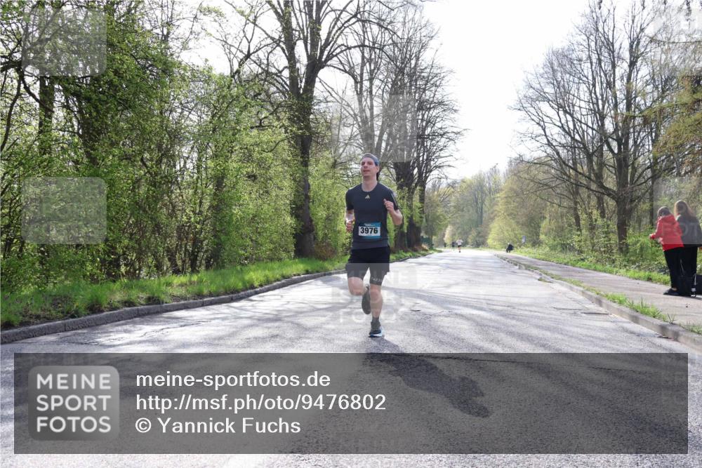 12.04.2026 - 45. Internationalen Wilhelmsburger Insellauf Yannick Fuchs http://msf.ph/oto/9476802 12.04.2026 10:11:18 Laufen 3976, 226 meine-sportfotos.de
