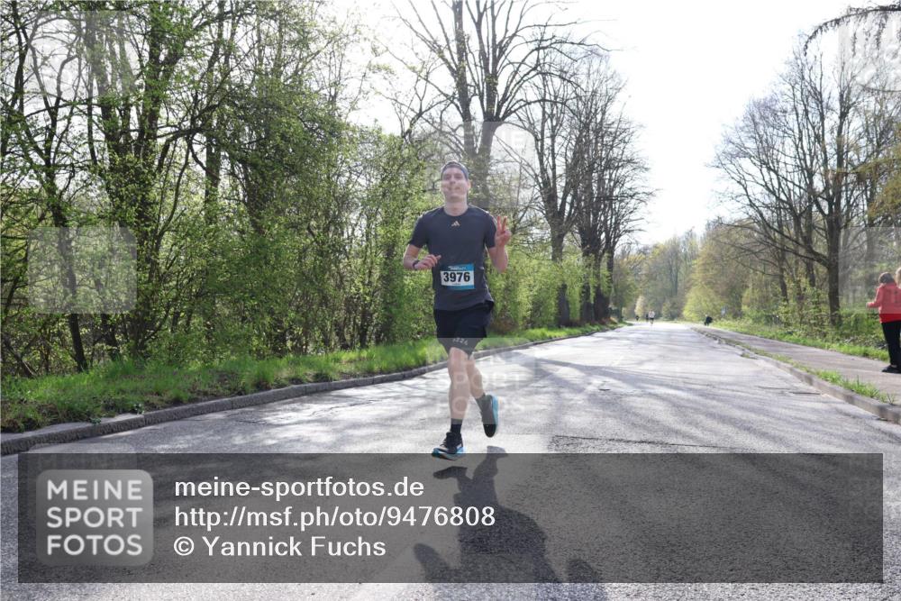 12.04.2026 - 45. Internationalen Wilhelmsburger Insellauf Yannick Fuchs http://msf.ph/oto/9476808 12.04.2026 10:11:18 Laufen 3976, 226 meine-sportfotos.de