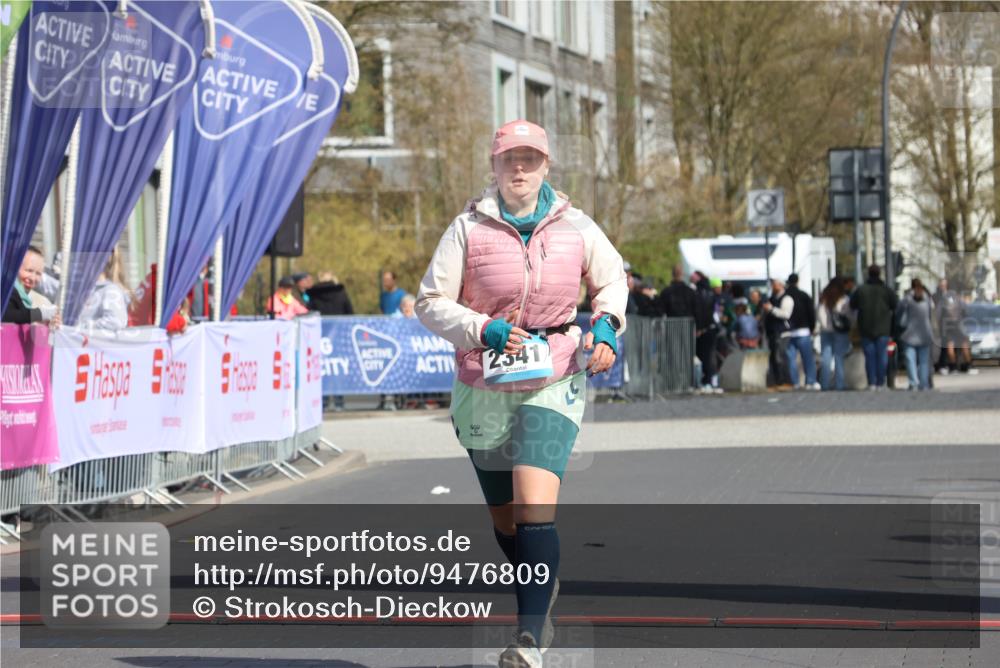 12.04.2026 - 45. Internationalen Wilhelmsburger Insellauf Strokosch-Dieckow http://msf.ph/oto/9476809 12.04.2026 11:35:56 Ziel 2341 meine-sportfotos.de