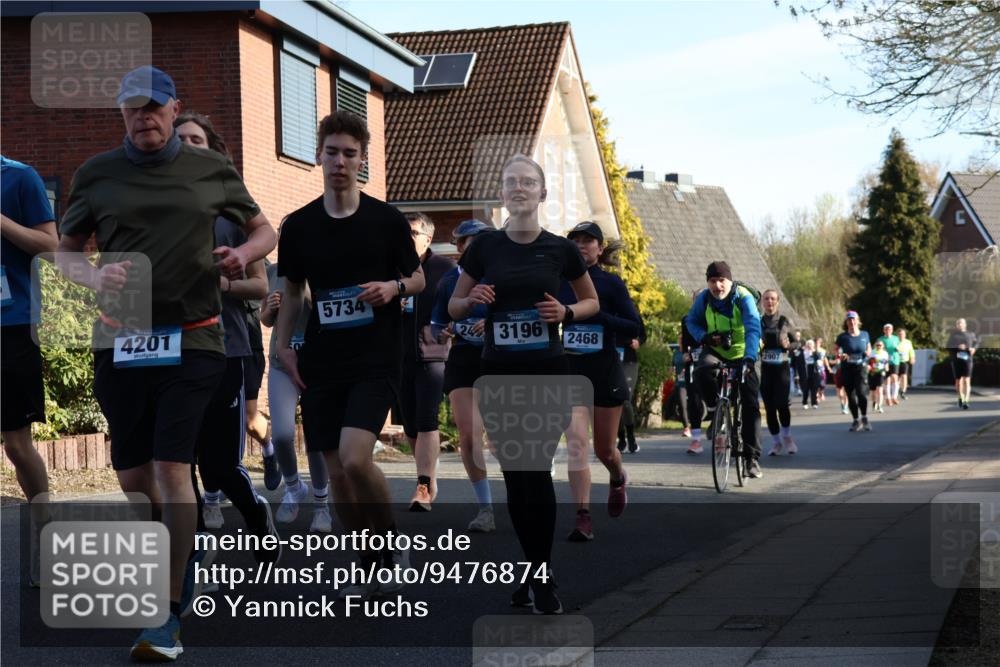 12.04.2026 - 45. Internationalen Wilhelmsburger Insellauf Yannick Fuchs http://msf.ph/oto/9476874 12.04.2026 09:04:07 Laufen 4201, 5734, 124, 3196, 2468, 2907 meine-sportfotos.de