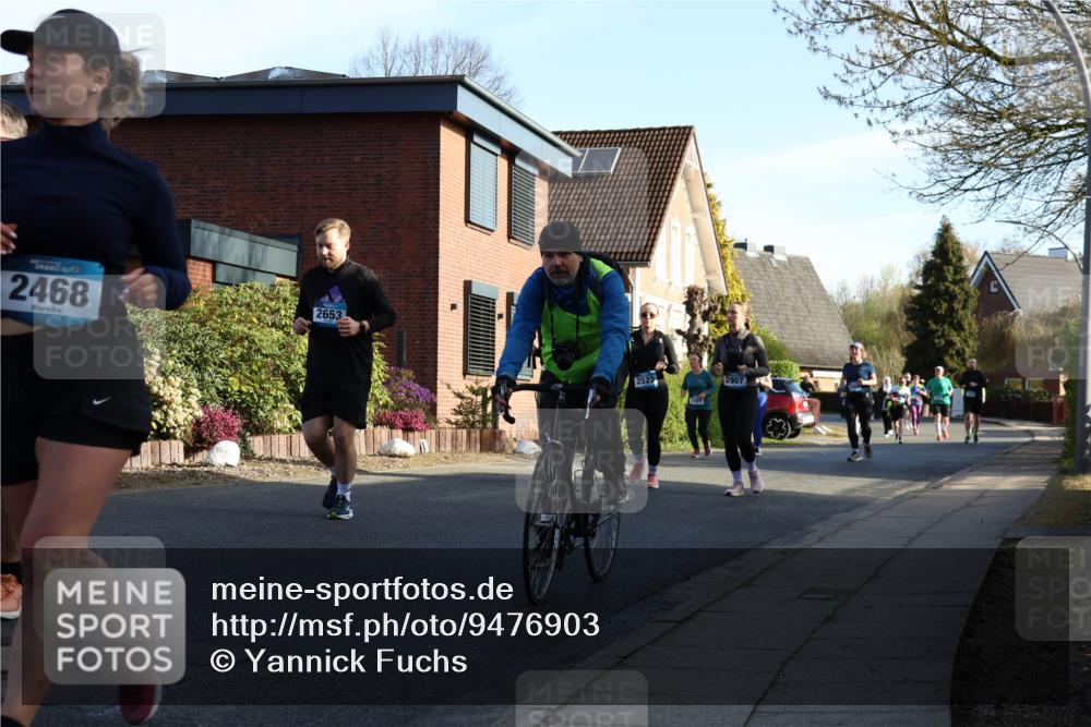 12.04.2026 - 45. Internationalen Wilhelmsburger Insellauf Yannick Fuchs http://msf.ph/oto/9476903 12.04.2026 09:04:11 Laufen 2468, 2653, 2523, 2907 meine-sportfotos.de