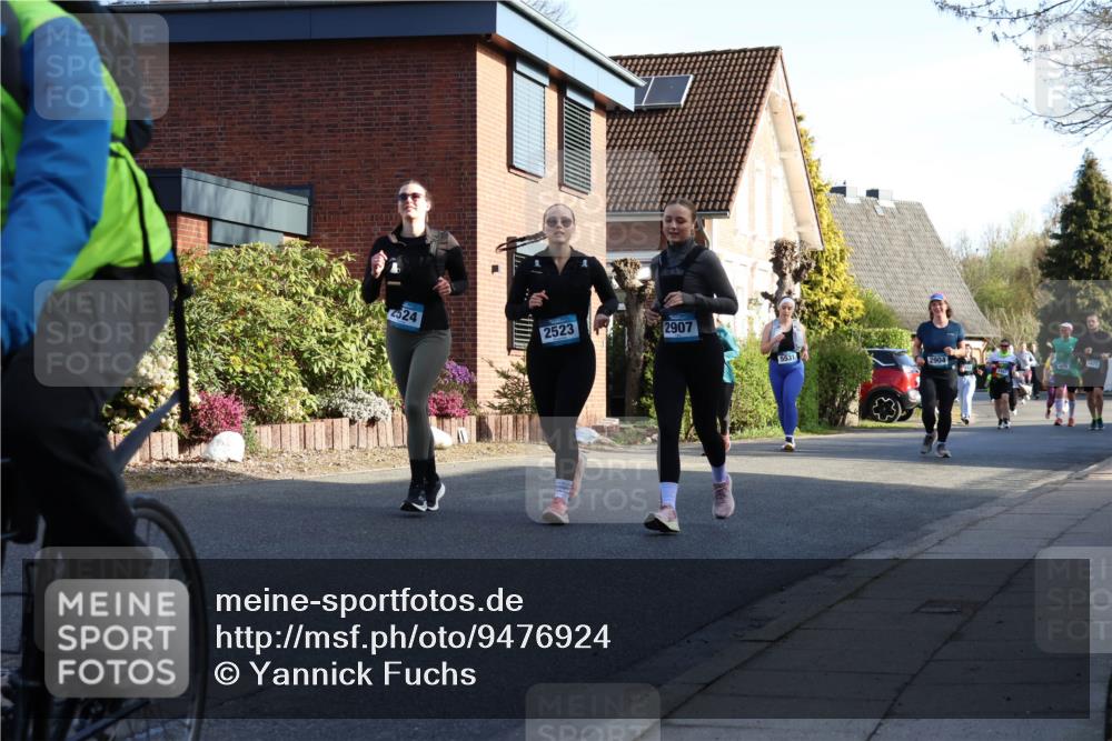 12.04.2026 - 45. Internationalen Wilhelmsburger Insellauf Yannick Fuchs http://msf.ph/oto/9476924 12.04.2026 09:04:13 Laufen 2524, 2523, 2907, 5531, 2904, 5471 meine-sportfotos.de