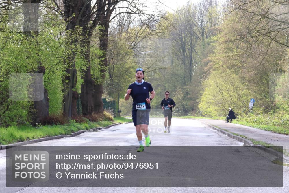 12.04.2026 - 45. Internationalen Wilhelmsburger Insellauf Yannick Fuchs http://msf.ph/oto/9476951 12.04.2026 10:11:46 Laufen 2212 meine-sportfotos.de