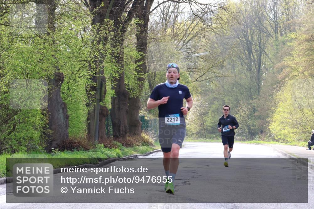 12.04.2026 - 45. Internationalen Wilhelmsburger Insellauf Yannick Fuchs http://msf.ph/oto/9476955 12.04.2026 10:11:47 Laufen 2212, 3208 meine-sportfotos.de