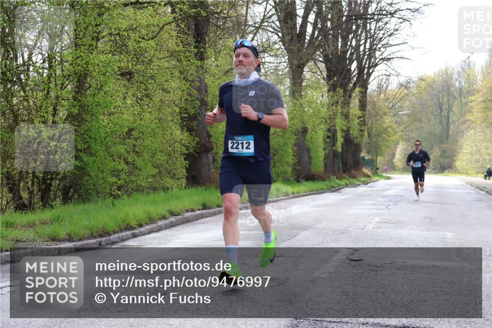 12.04.2026 - 45. Internationalen Wilhelmsburger Insellauf Yannick Fuchs http://msf.ph/oto/9476997 12.04.2026 10:11:50 Laufen 2212, 208 meine-sportfotos.de