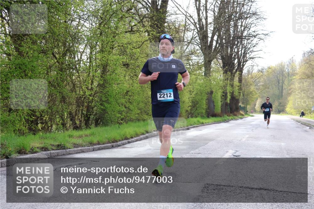 12.04.2026 - 45. Internationalen Wilhelmsburger Insellauf Yannick Fuchs http://msf.ph/oto/9477003 12.04.2026 10:11:50 Laufen 2212 meine-sportfotos.de