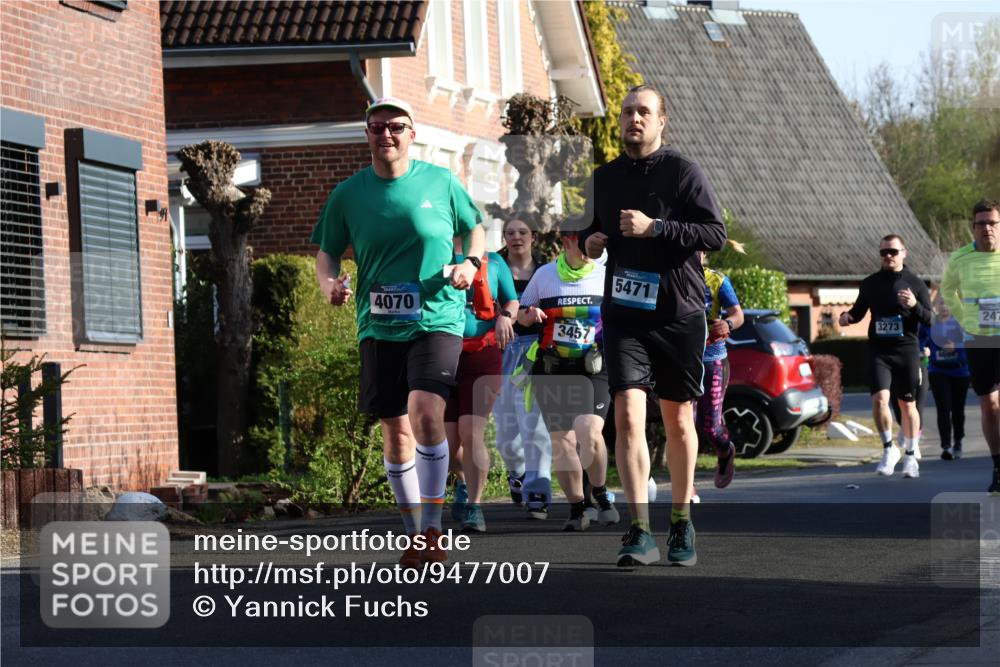 12.04.2026 - 45. Internationalen Wilhelmsburger Insellauf Yannick Fuchs http://msf.ph/oto/9477007 12.04.2026 09:04:22 Laufen 4070, 3457, 5471, 3273, 4688, 247 meine-sportfotos.de
