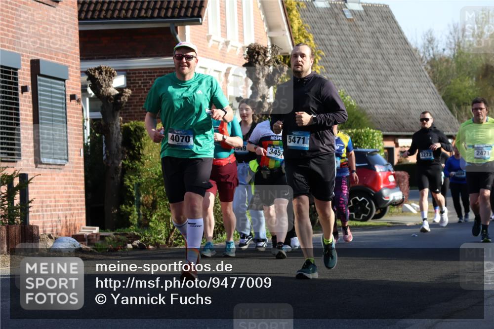 12.04.2026 - 45. Internationalen Wilhelmsburger Insellauf Yannick Fuchs http://msf.ph/oto/9477009 12.04.2026 09:04:22 Laufen 4070, 0949, 5471, 3457, 3273, 4688, 2471 meine-sportfotos.de