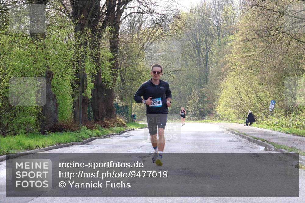 12.04.2026 - 45. Internationalen Wilhelmsburger Insellauf Yannick Fuchs http://msf.ph/oto/9477019 12.04.2026 10:11:52 Laufen 3208 meine-sportfotos.de