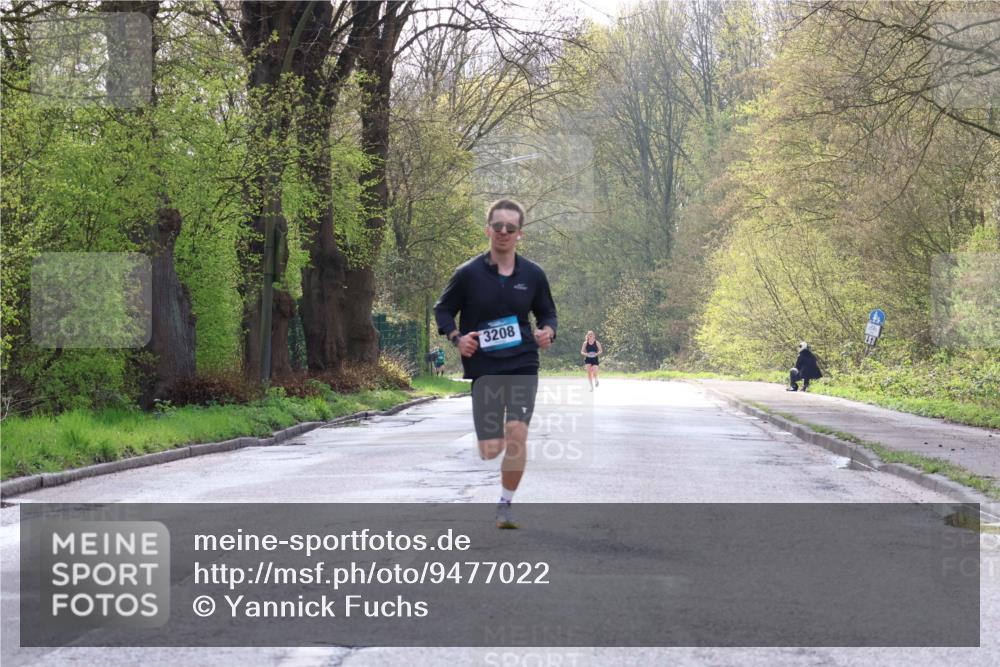 12.04.2026 - 45. Internationalen Wilhelmsburger Insellauf Yannick Fuchs http://msf.ph/oto/9477022 12.04.2026 10:11:52 Laufen 3208 meine-sportfotos.de