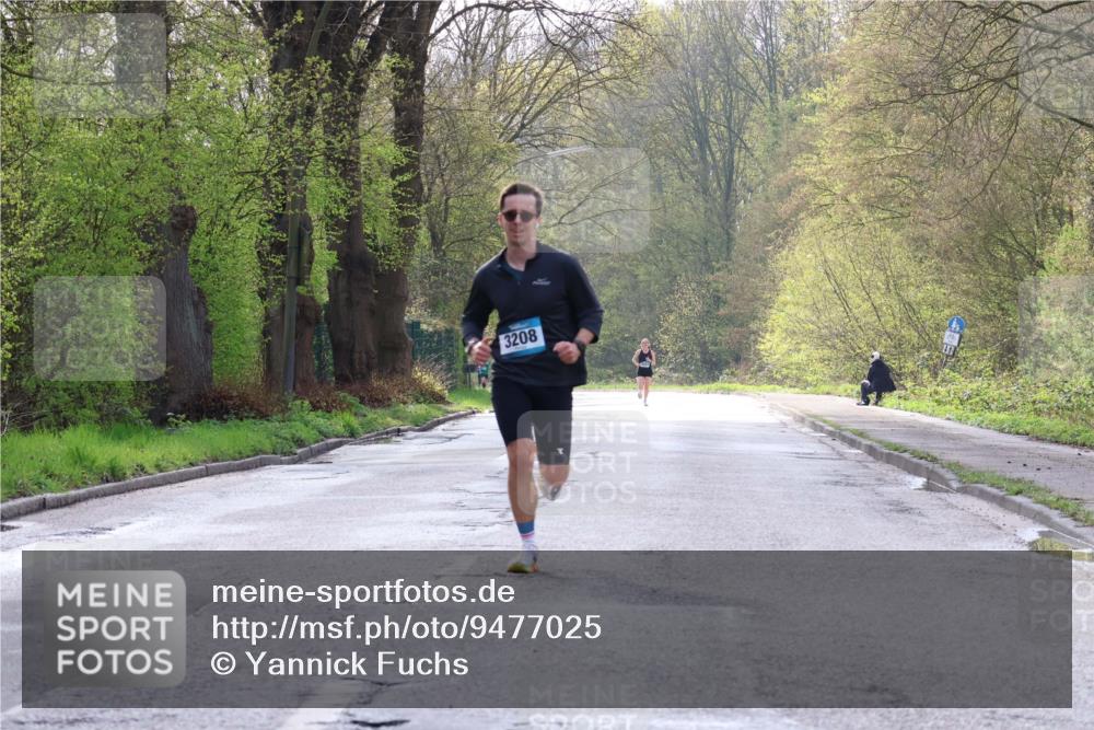 12.04.2026 - 45. Internationalen Wilhelmsburger Insellauf Yannick Fuchs http://msf.ph/oto/9477025 12.04.2026 10:11:52 Laufen 3208 meine-sportfotos.de