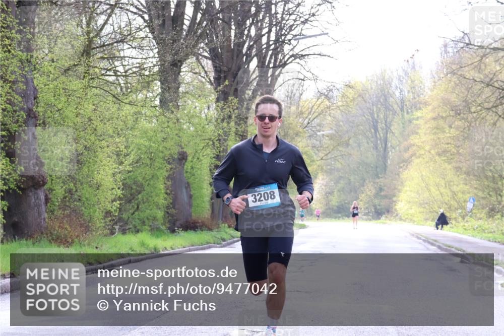 12.04.2026 - 45. Internationalen Wilhelmsburger Insellauf Yannick Fuchs http://msf.ph/oto/9477042 12.04.2026 10:11:54 Laufen 3208 meine-sportfotos.de