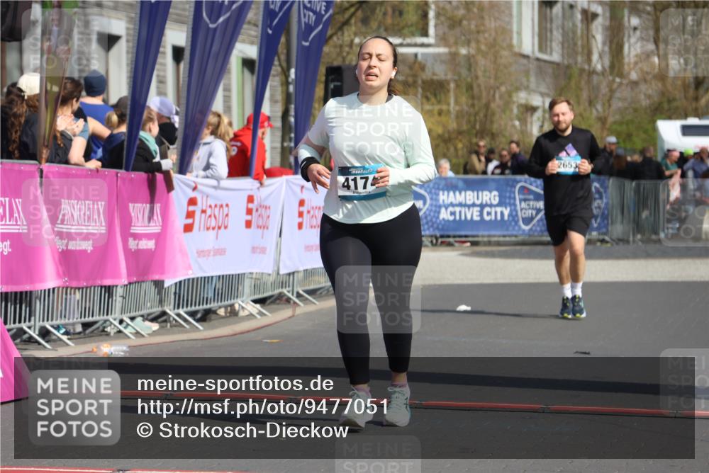 12.04.2026 - 45. Internationalen Wilhelmsburger Insellauf Strokosch-Dieckow http://msf.ph/oto/9477051 12.04.2026 11:36:35 Ziel 4174 meine-sportfotos.de