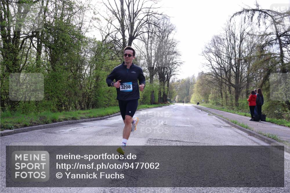 12.04.2026 - 45. Internationalen Wilhelmsburger Insellauf Yannick Fuchs http://msf.ph/oto/9477062 12.04.2026 10:11:55 Laufen 3208 meine-sportfotos.de
