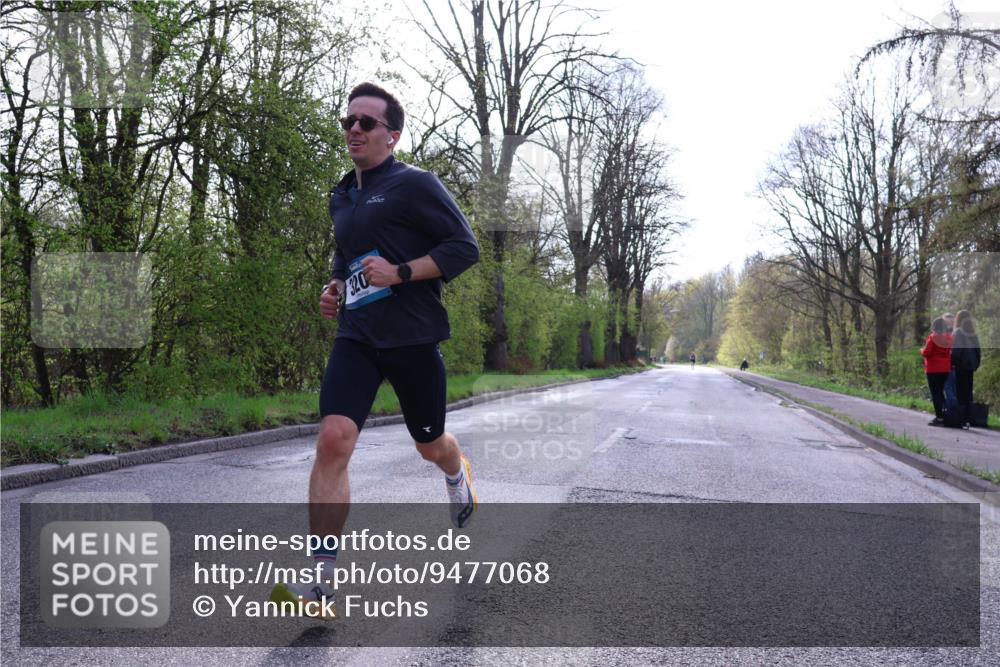 12.04.2026 - 45. Internationalen Wilhelmsburger Insellauf Yannick Fuchs http://msf.ph/oto/9477068 12.04.2026 10:11:56 Laufen 320 meine-sportfotos.de