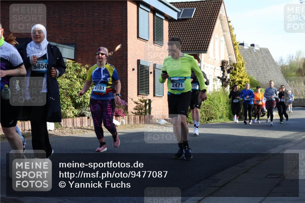 12.04.2026 - 45. Internationalen Wilhelmsburger Insellauf Yannick Fuchs http://msf.ph/oto/9477087 12.04.2026 09:04:29 Laufen 5850, 4151, 2471, 2471, 1273, 3253, 4688, 3371 meine-sportfotos.de