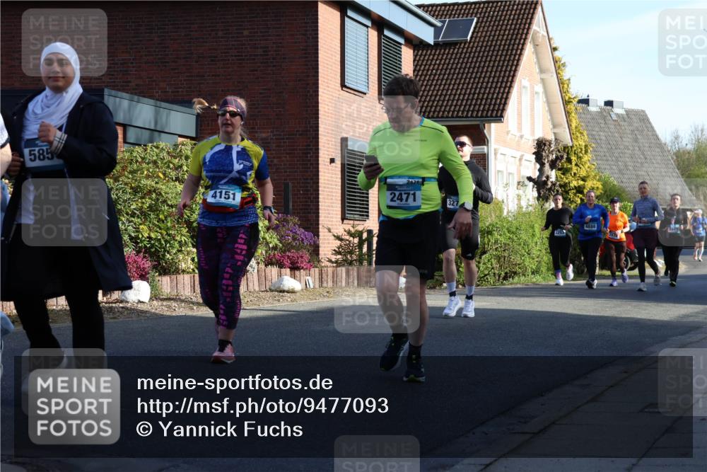 12.04.2026 - 45. Internationalen Wilhelmsburger Insellauf Yannick Fuchs http://msf.ph/oto/9477093 12.04.2026 09:04:29 Laufen 585, 4151, 2421, 2471, 327, 4688, 3371, 3253 meine-sportfotos.de